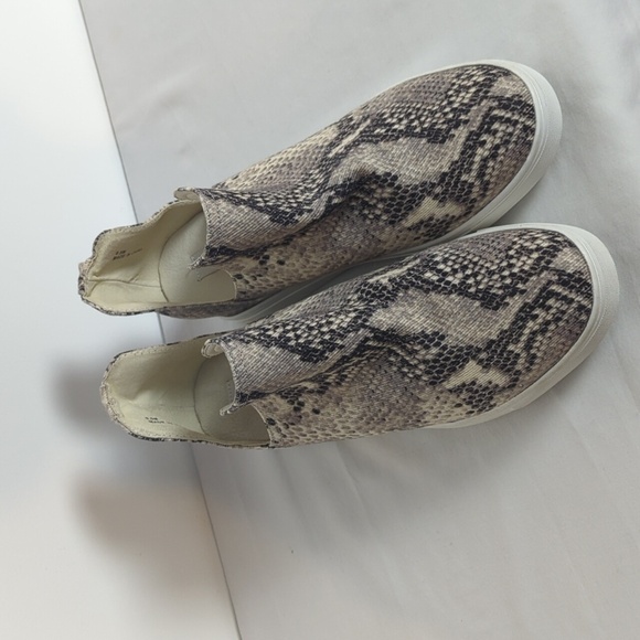 Steven New York Snake Print Canares Sneaker - Picture 2 of 9